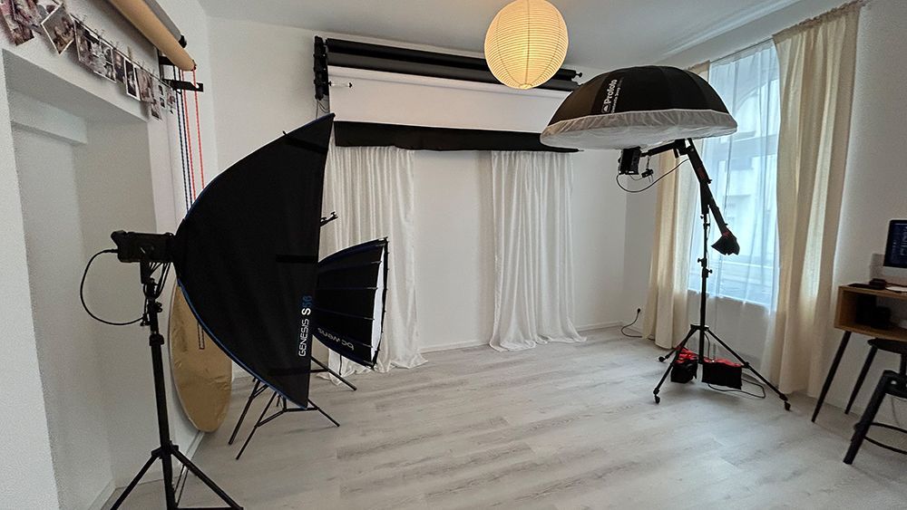 Professionelle Lichttechnik im Studio für Schwangerschaftsfotografie Düsseldorf